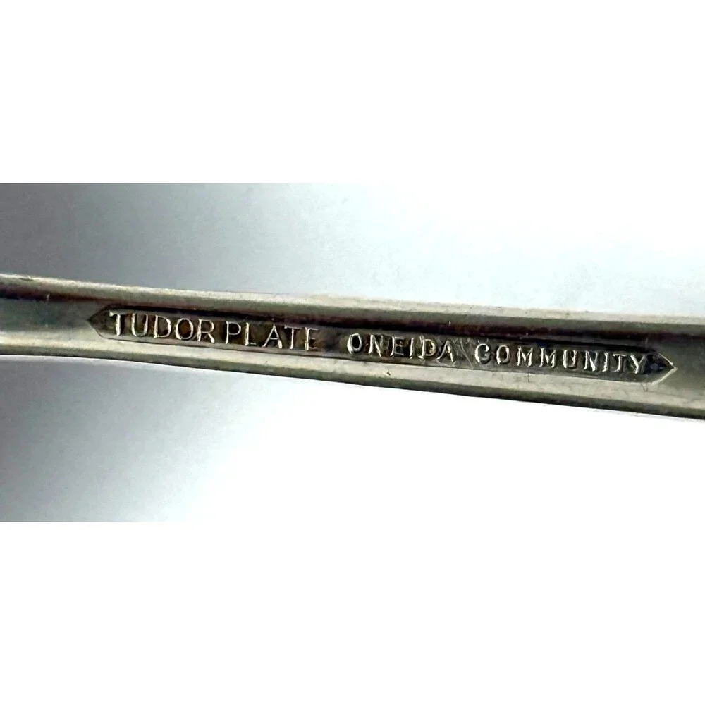 Oneida Community Fantasy Cream Ladle Tudor Plate Silverplate 1941 Art Nouveau 5